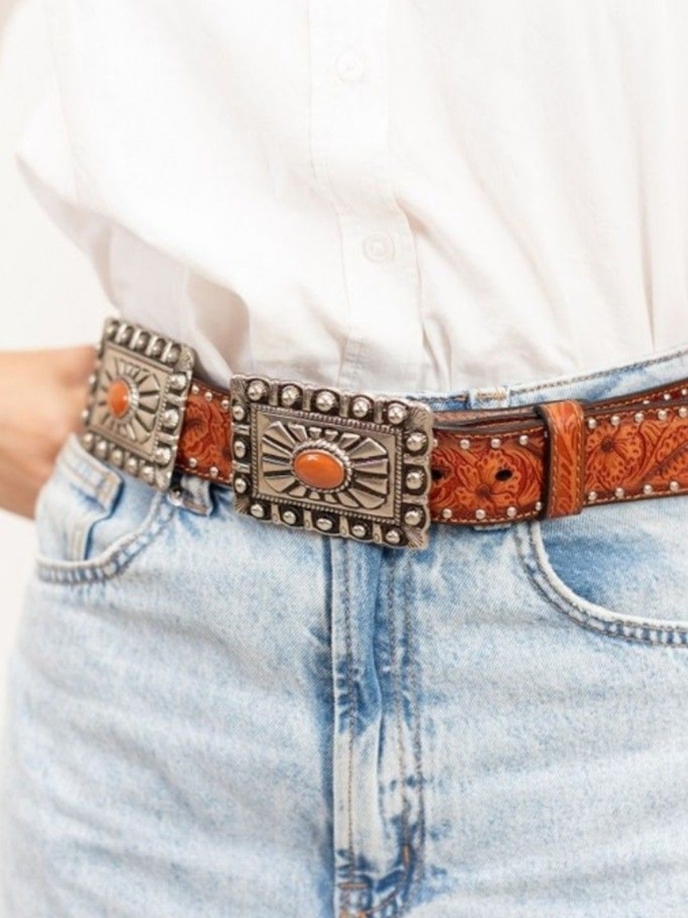 LoTooled Leather Western Belt with Stone And Concho Buckle